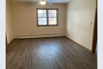 235 9th Avenue SE, Waseca, MN 56093 - Photo 5