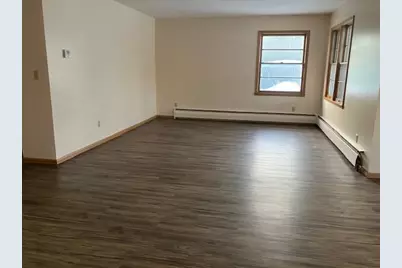 235 9th Avenue SE, Waseca, MN 56093 - Photo 7