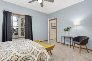 2740 Park View Ct, Little Canada, MN 55117 - Photo 15