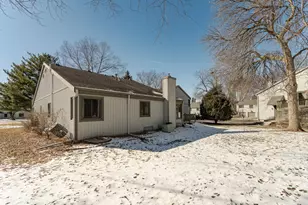 2046 26th Ave NW, Rochester, MN 55901 - Photo 29