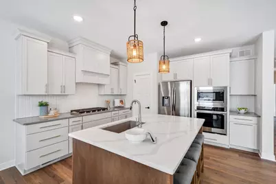 10261 Shadyview Lane N, Maple Grove, MN 55311 - Photo 7