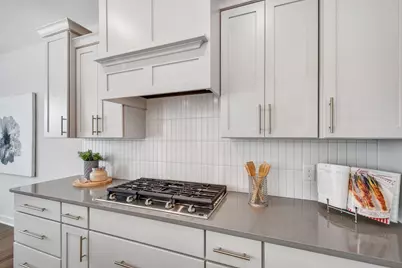 10261 Shadyview Lane N, Maple Grove, MN 55311 - Photo 9