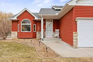 10242 49th St NE, Albertville, MN 55301 - Photo 3