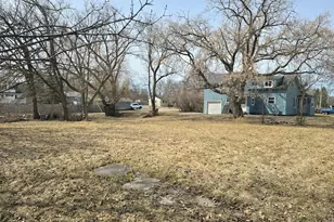 1127 7th St, International Falls, MN 56649 - Photo 5