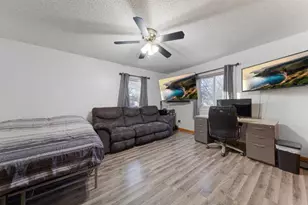 728 Winona St, Mankato, MN 56001 - Photo 33
