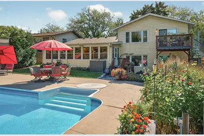 1641 Leone Avenue, Saint Paul, MN 55106 - Photo 1