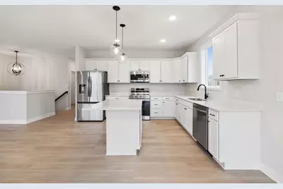 1339 Orchid Way, New Richmond, WI 54017 - Photo 7