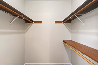 3287 Arcade Street S, Vadnais Heights, MN 55127 - Photo 9