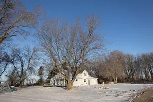 28048 310th St, Bigelow, MN 56117 - Photo 3