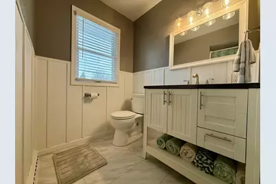 416 W Tyler Avenue, Eau Claire, WI 54701 - Photo 9