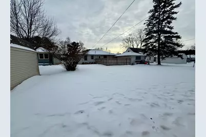 416 W Tyler Avenue, Eau Claire, WI 54701 - Photo 21