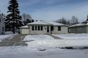 416 W Tyler Ave, Eau Claire, WI 54701 - Photo 1