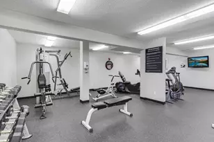 205 Barry Ave S, Wayzata, MN 55391 - Photo 31