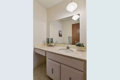 205 Barry Avenue S #303, Wayzata, MN 55391 - Photo 19