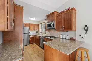 14479 Garland Ave, Apple Valley, MN 55124 - Photo 11