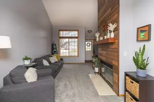 18358 Coneflower Ln, Eden Prairie, MN 55346 - Photo 7