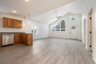 714 NW 8th Ave, Grand Rapids, MN 55744 - Photo 9