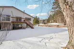 8275 Cypress Ln, Eden Prairie, MN 55347 - Photo 31