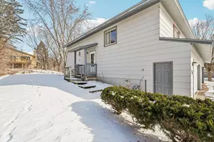 8275 Cypress Ln, Eden Prairie, MN 55347 - Photo 3