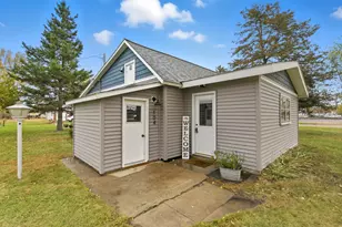 104 W Centre St, Royalton, MN 56373 - Photo 1