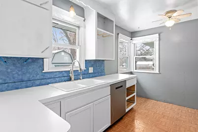 5332 52nd Avenue N, Crystal, MN 55429 - Photo 7