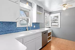 5332 52nd Ave N, Crystal, MN 55429 - Photo 7