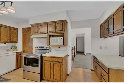 718 2 1/2 Street N, Sartell, MN 56377 - Photo 5