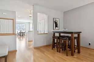 10764 Thone Rd, Woodbury, MN 55129 - Photo 7