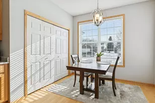 10764 Thone Rd, Woodbury, MN 55129 - Photo 11