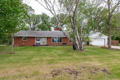 1513 40th Avenue N, Moorhead, MN 56560 - Photo 1