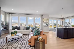 1542 Philipp Way, Shakopee, MN 55379 - Photo 3