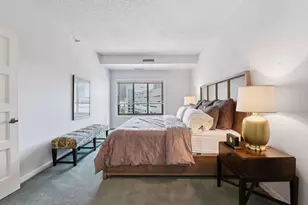 1201 Yale Pl, Minneapolis, MN 55403 - Photo 27