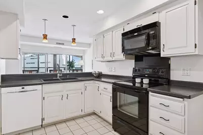 1201 Yale Place #407, Minneapolis, MN 55403 - Photo 11