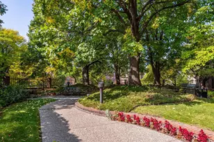1201 Yale Pl, Minneapolis, MN 55403 - Photo 47
