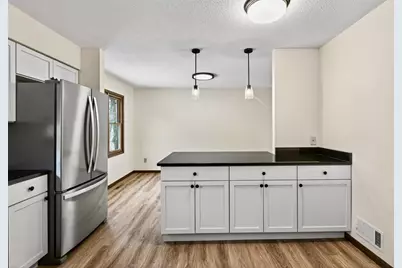 2700 Crestwood Circle, Minnetonka, MN 55305 - Photo 5