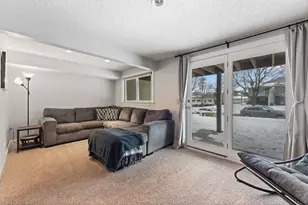 10430 Decatur Ave S, Bloomington, MN 55438 - Photo 19