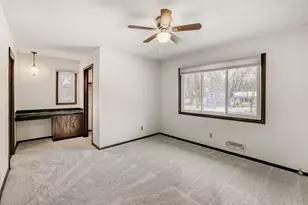 13330 Findlay Way, Apple Valley, MN 55124 - Photo 9