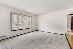 13330 Findlay Way, Apple Valley, MN 55124 - Photo 7