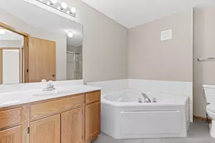 8759 Branson Dr, Inver Grove Heights, MN 55076 - Photo 19