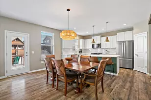 20502 Granville Ln, Lakeville, MN 55044 - Photo 11