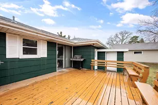 6140 Rainbow Dr NE, Fridley, MN 55432 - Photo 33