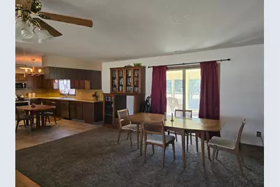 1025 W Fairview Drive, Luverne, MN 56156 - Photo 7