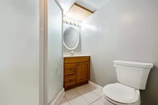 8405 Wentworth Ave S, Bloomington, MN 55420 - Photo 19