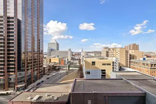 66 9th St E, Saint Paul, MN 55101 - Photo 3