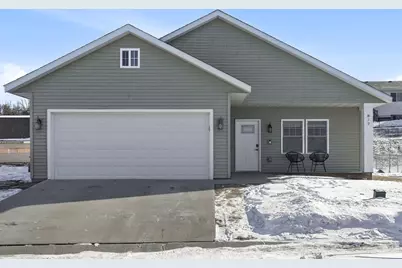 877 18th Street, Zumbrota, MN 55992 - Photo 1