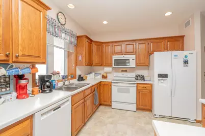 419 Independence Street NE, New Prague, MN 56071 - Photo 17