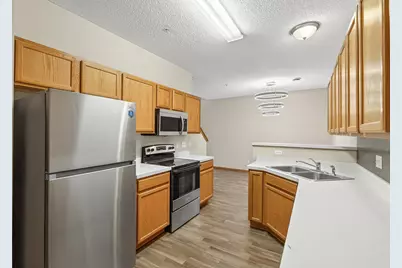 5070 Holly Lane N #6, Plymouth, MN 55446 - Photo 11