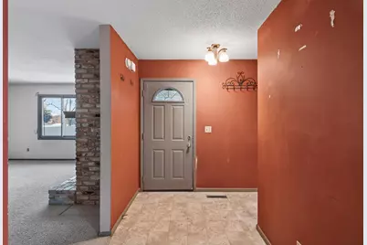 6368 Saint Johns Drive, Eden Prairie, MN 55346 - Photo 3