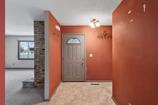 6368 St John's Dr, Eden Prairie, MN 55346 - Photo 3