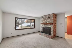 6368 St John's Dr, Eden Prairie, MN 55346 - Photo 5